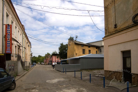 Вул. Хімічна, 2а.