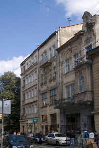 Вул. Дорошенка, 7-11. Вигляд з південного заходу