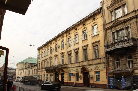 Vul. Lychakivska, 3. A view of the building from northeastern side