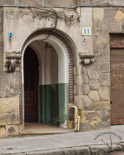 Vul. Vyshenskoho, 11. The main entrance