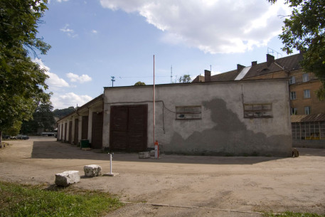 Вул. Жовківська, 18. Будівлі на території колишнього закладу очищення міста