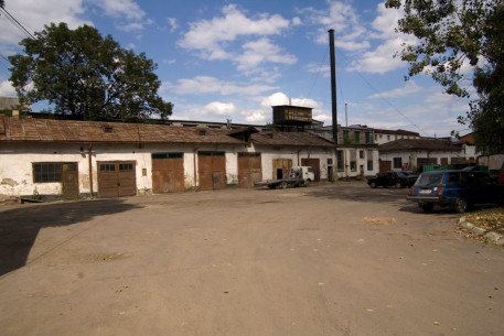 Вул. Жовківська, 18. Будівлі на території колишнього закладу очищення міста