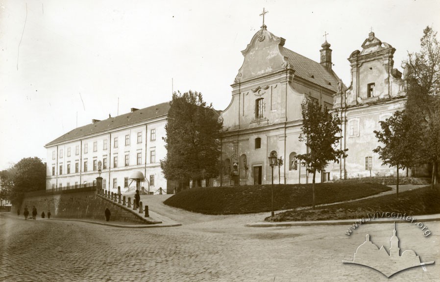 The Habsburg University