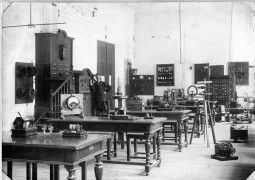 Gabriel Sokolnicki at the Lviv Polytechnic’s electrotechnical laboratory.